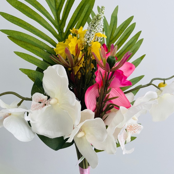 2/$20 Artificial Tropical Flower Bouquet - Picture 2 of 4